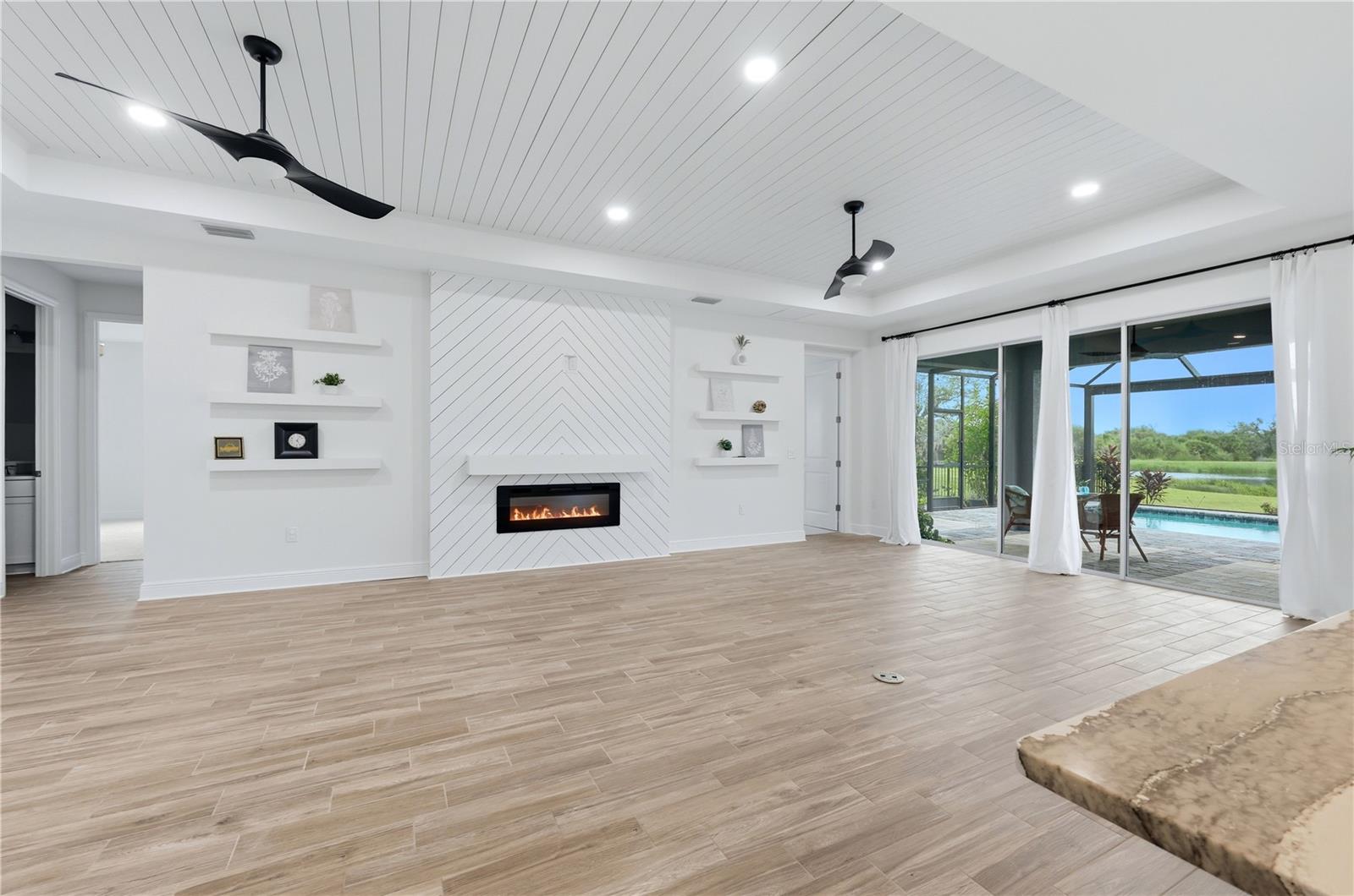 5542 NATIVE HENNA CT — photo 4