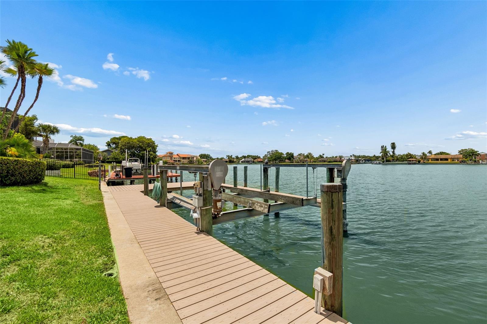 9815 BAY ISLAND DR — photo 80