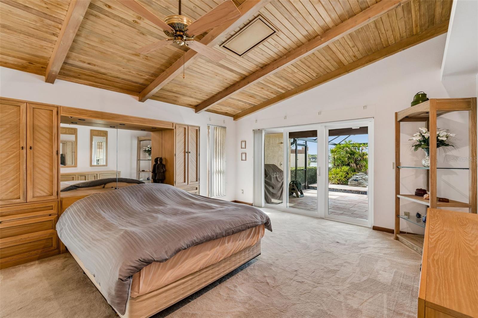 9815 BAY ISLAND DR — photo 34