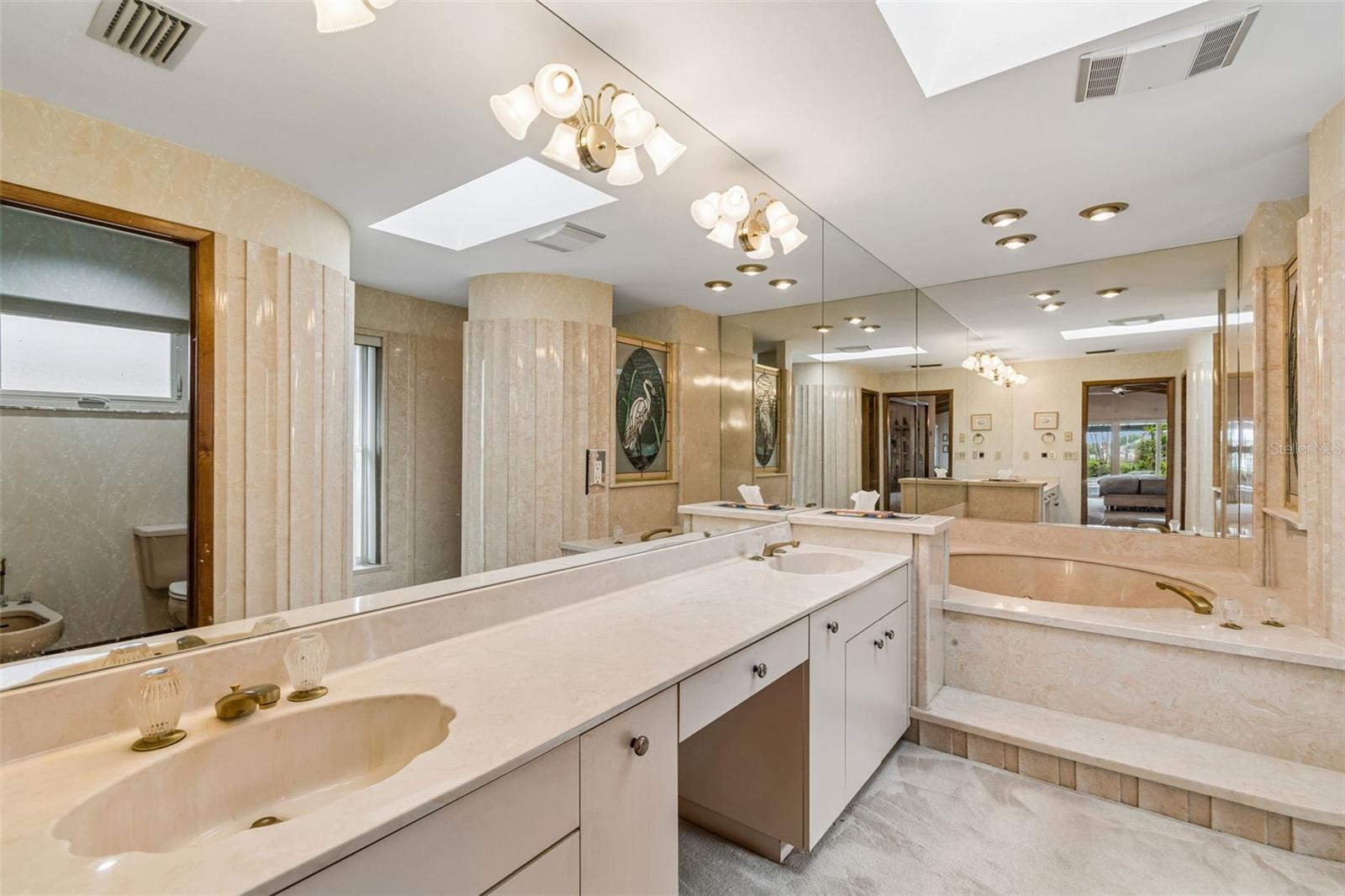9815 BAY ISLAND DR — photo 38