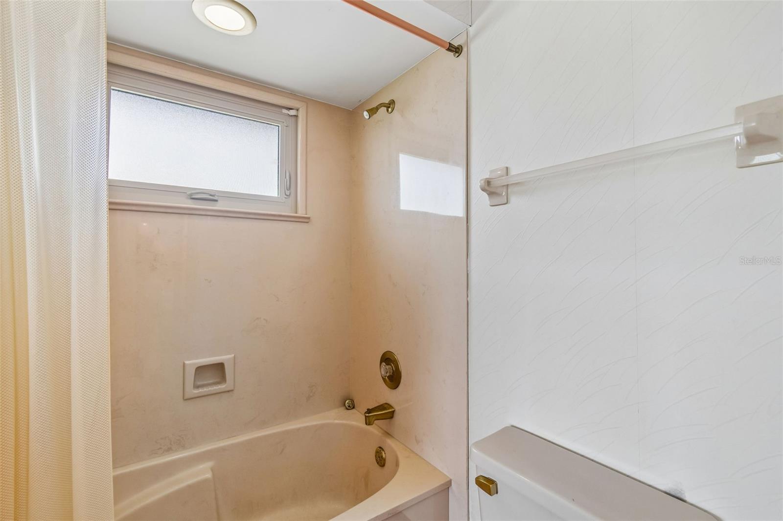 9815 BAY ISLAND DR — photo 52