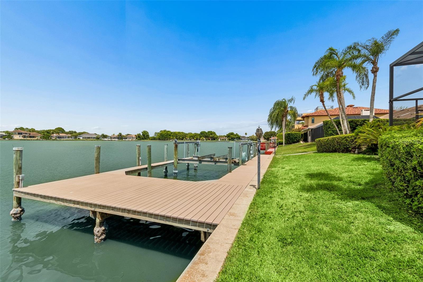 9815 BAY ISLAND DR — photo 81