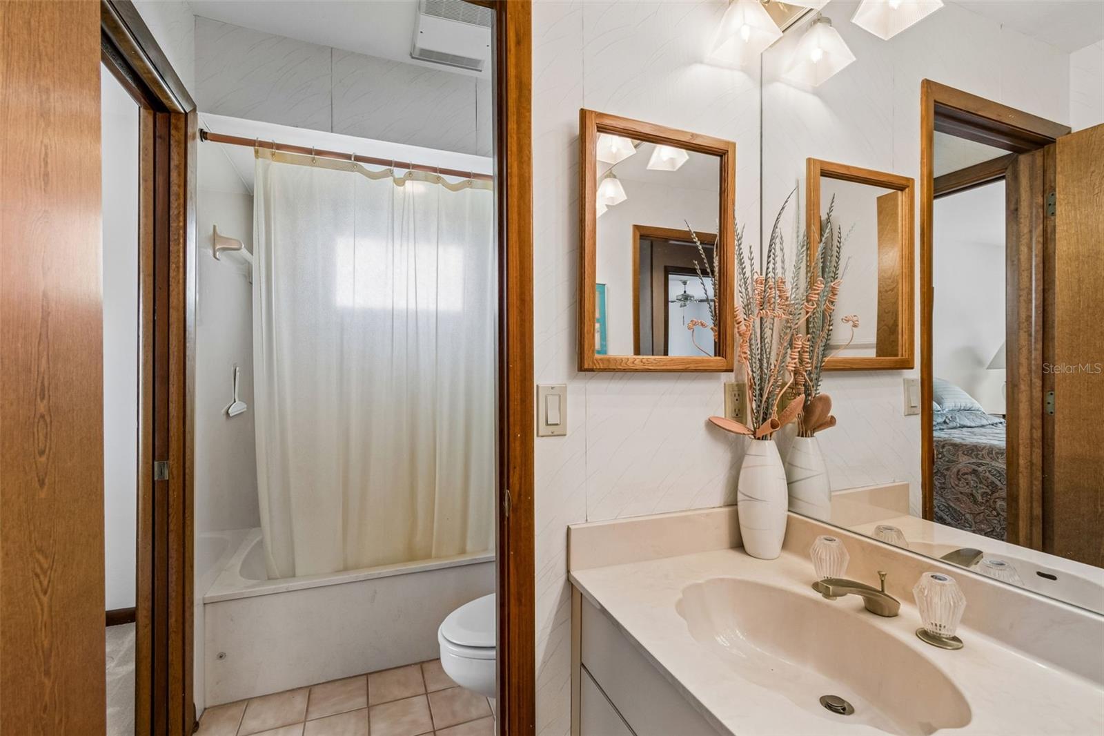 9815 BAY ISLAND DR — photo 53