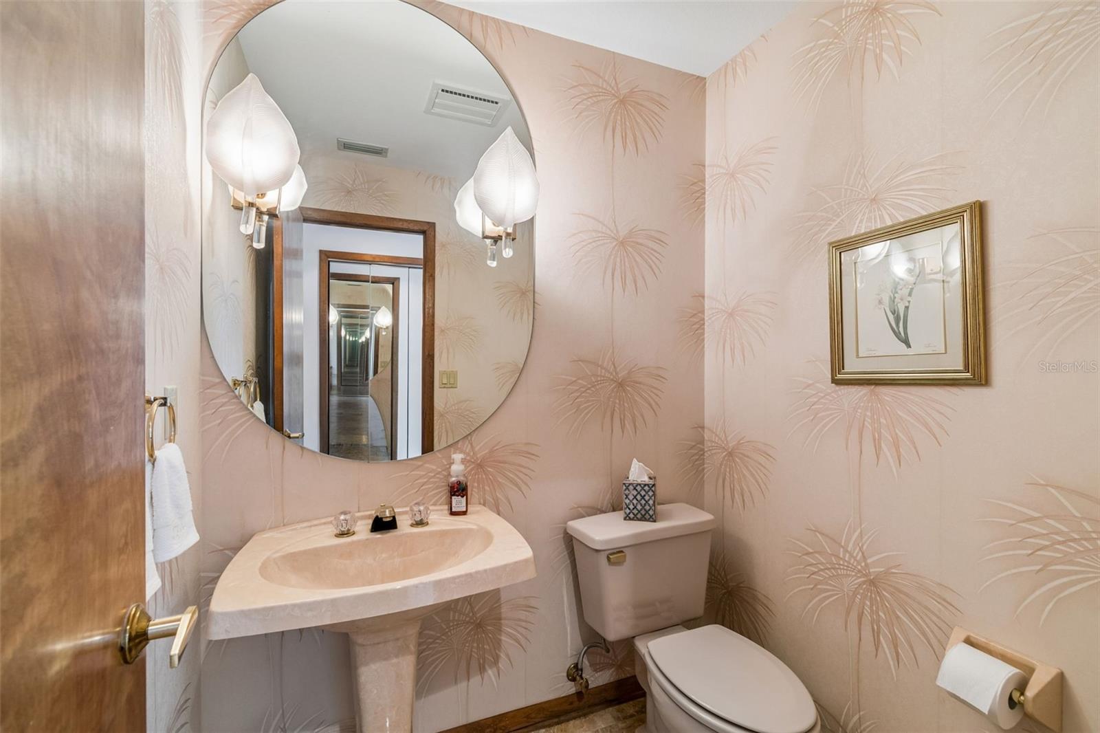 9815 BAY ISLAND DR — photo 32