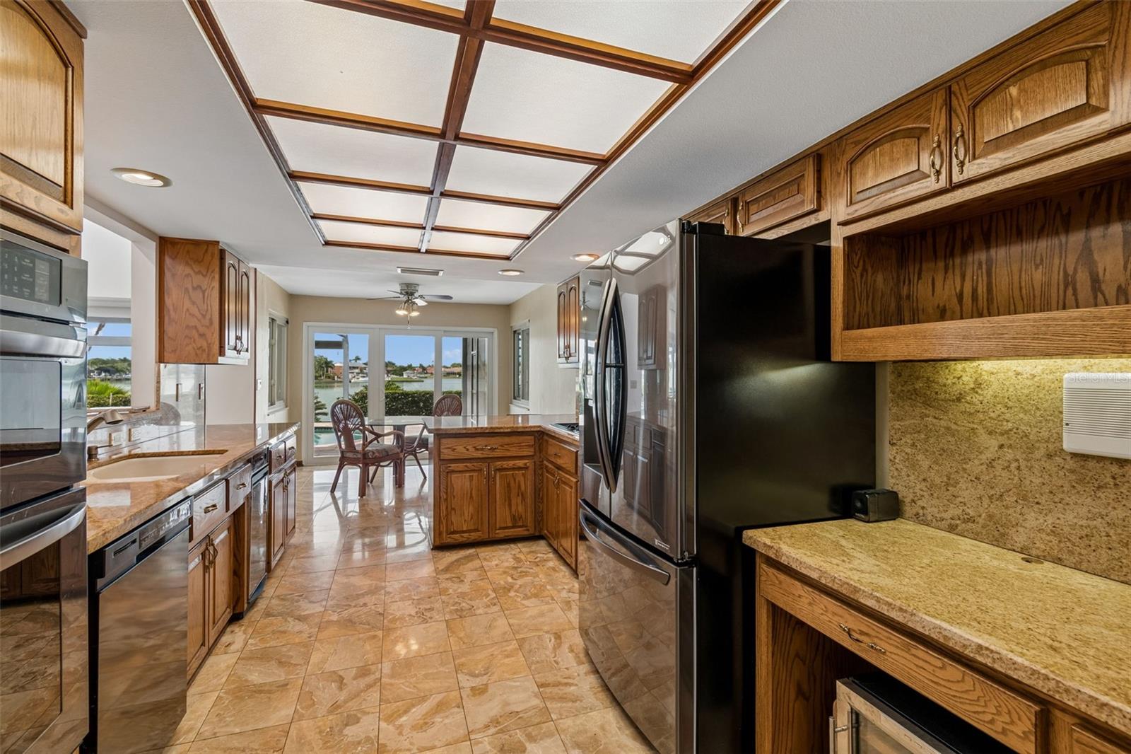 9815 BAY ISLAND DR — photo 30