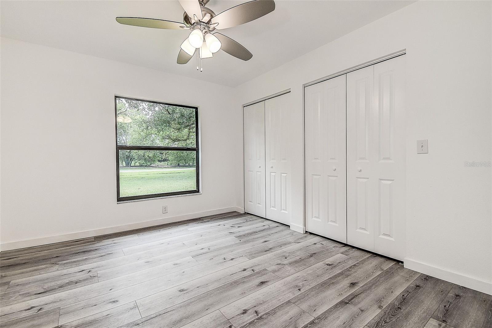 9404 W HAMILTON AVE — photo 10