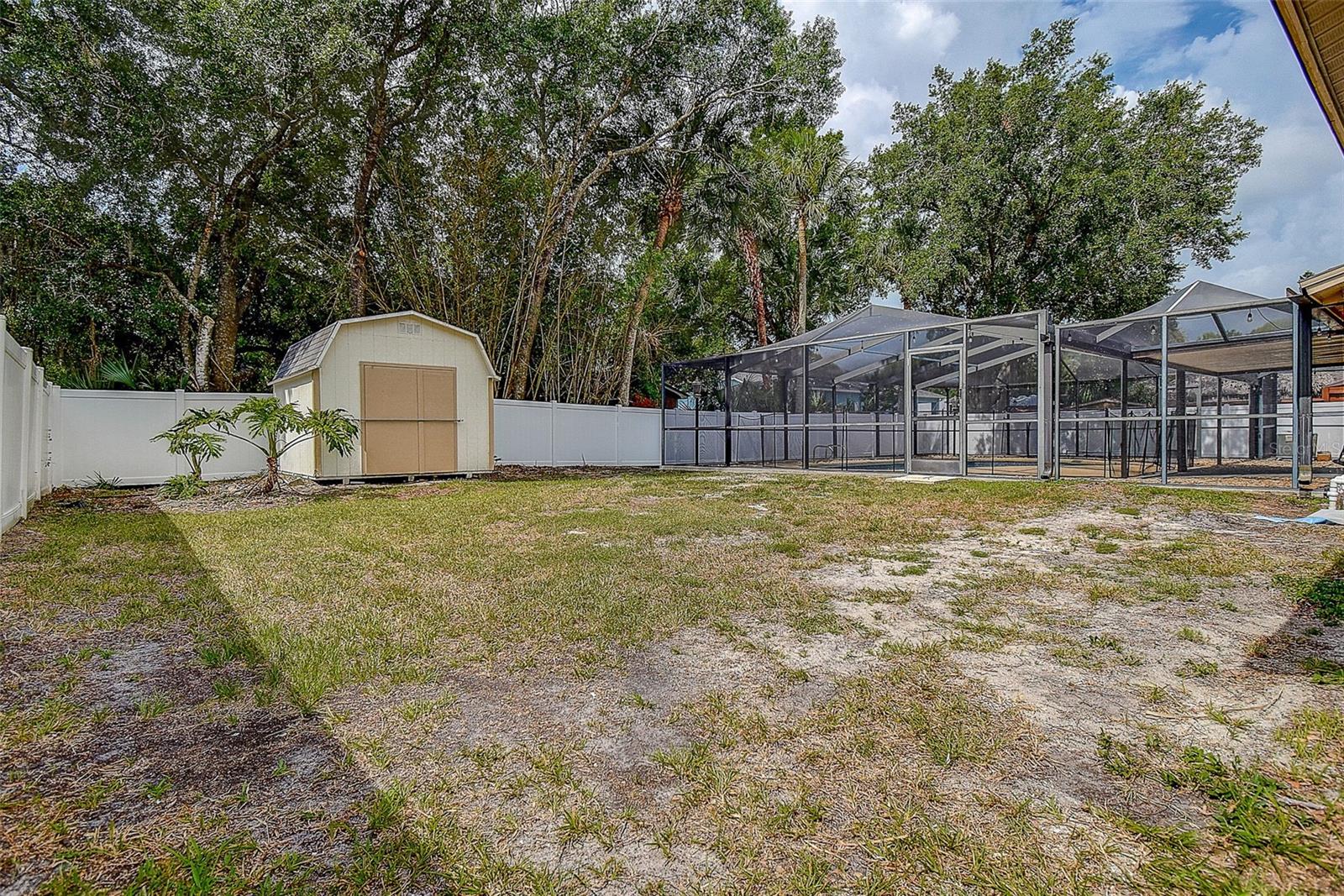 9404 W HAMILTON AVE — photo 22