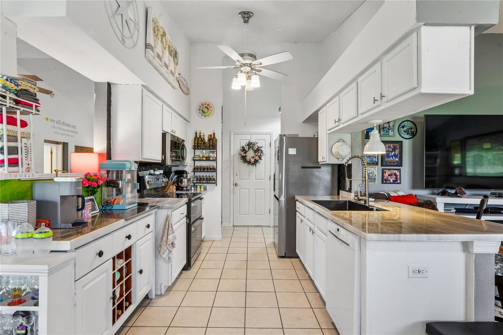 18607 BENT PINE DR — photo 11