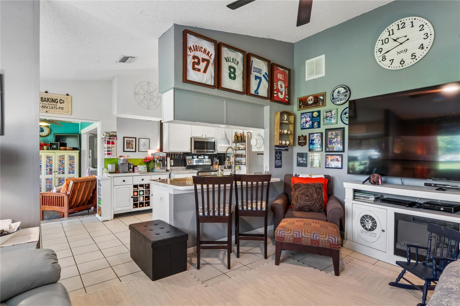 18607 BENT PINE DR — photo 18