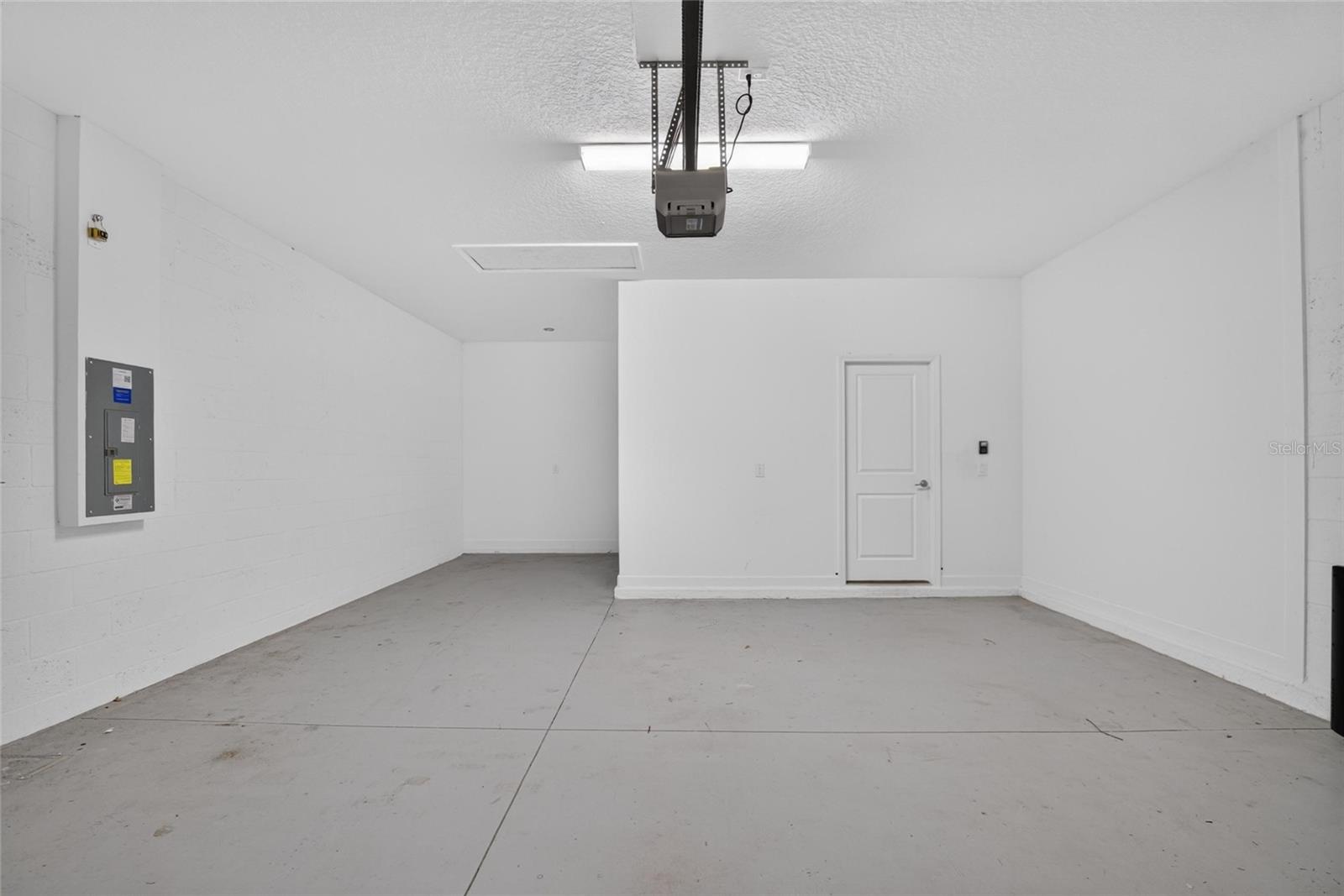 17206 STAR BANKS ST — photo 36