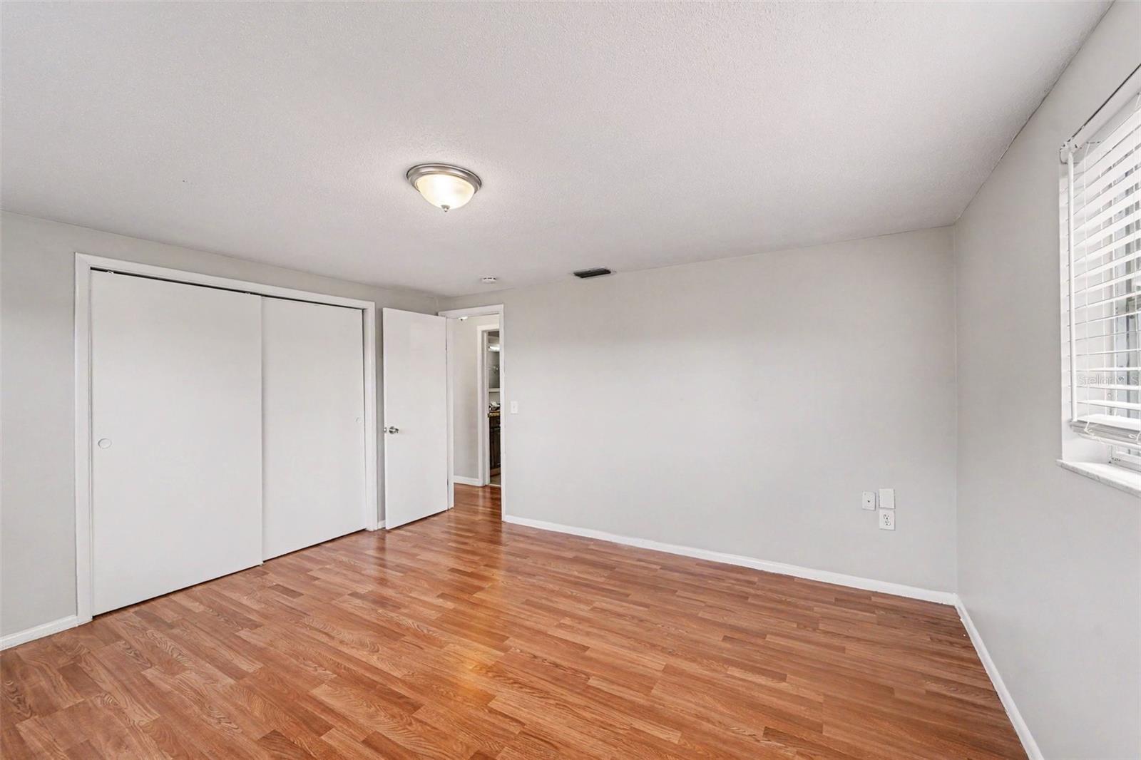 7520 CAMELOT RD — photo 10