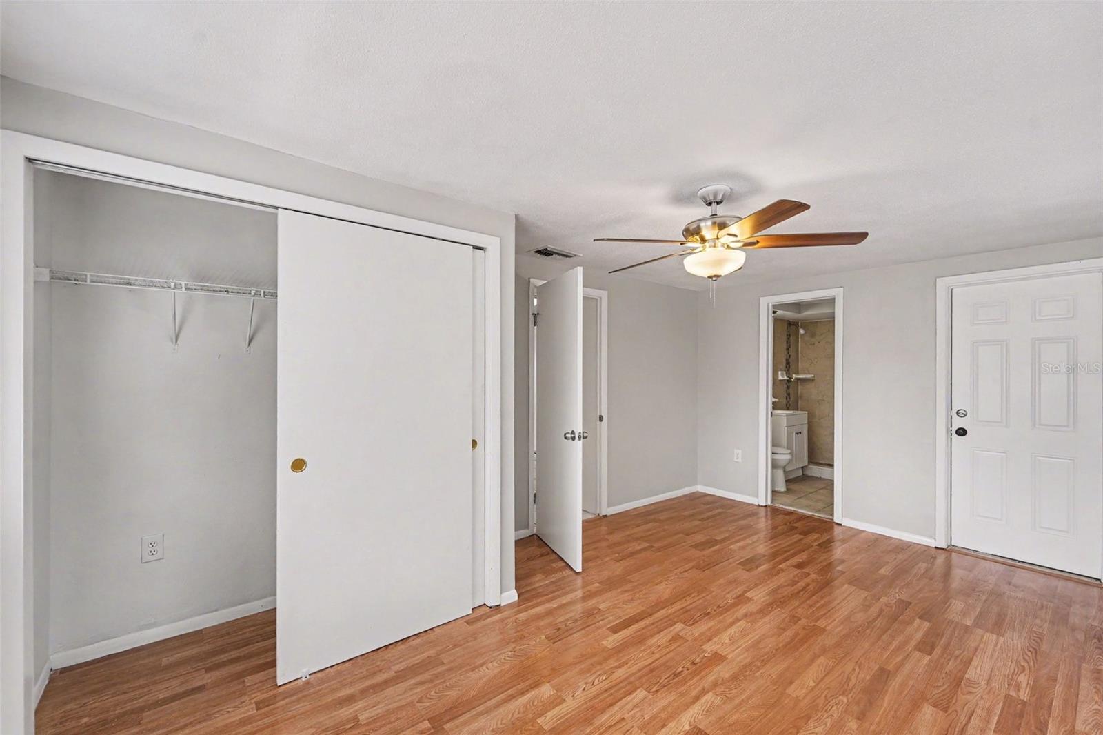 7520 CAMELOT RD — photo 9
