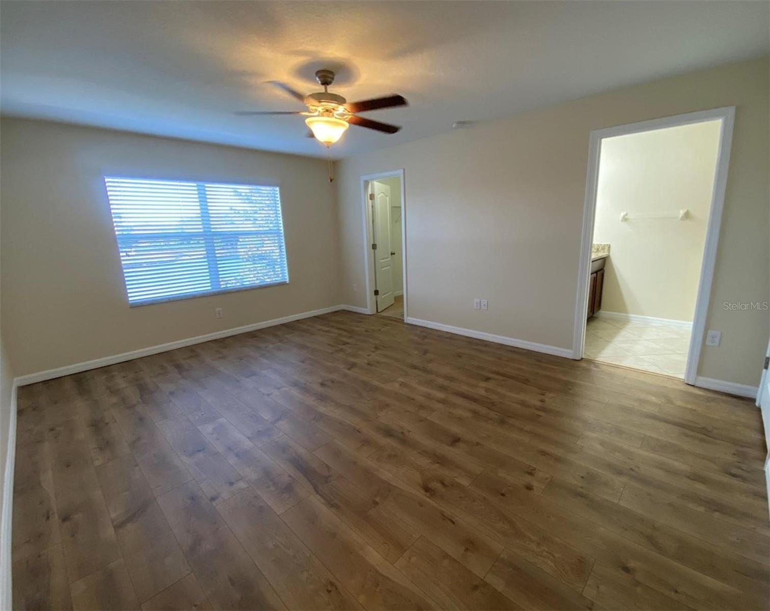 12013 GREENGATE DR — photo 17