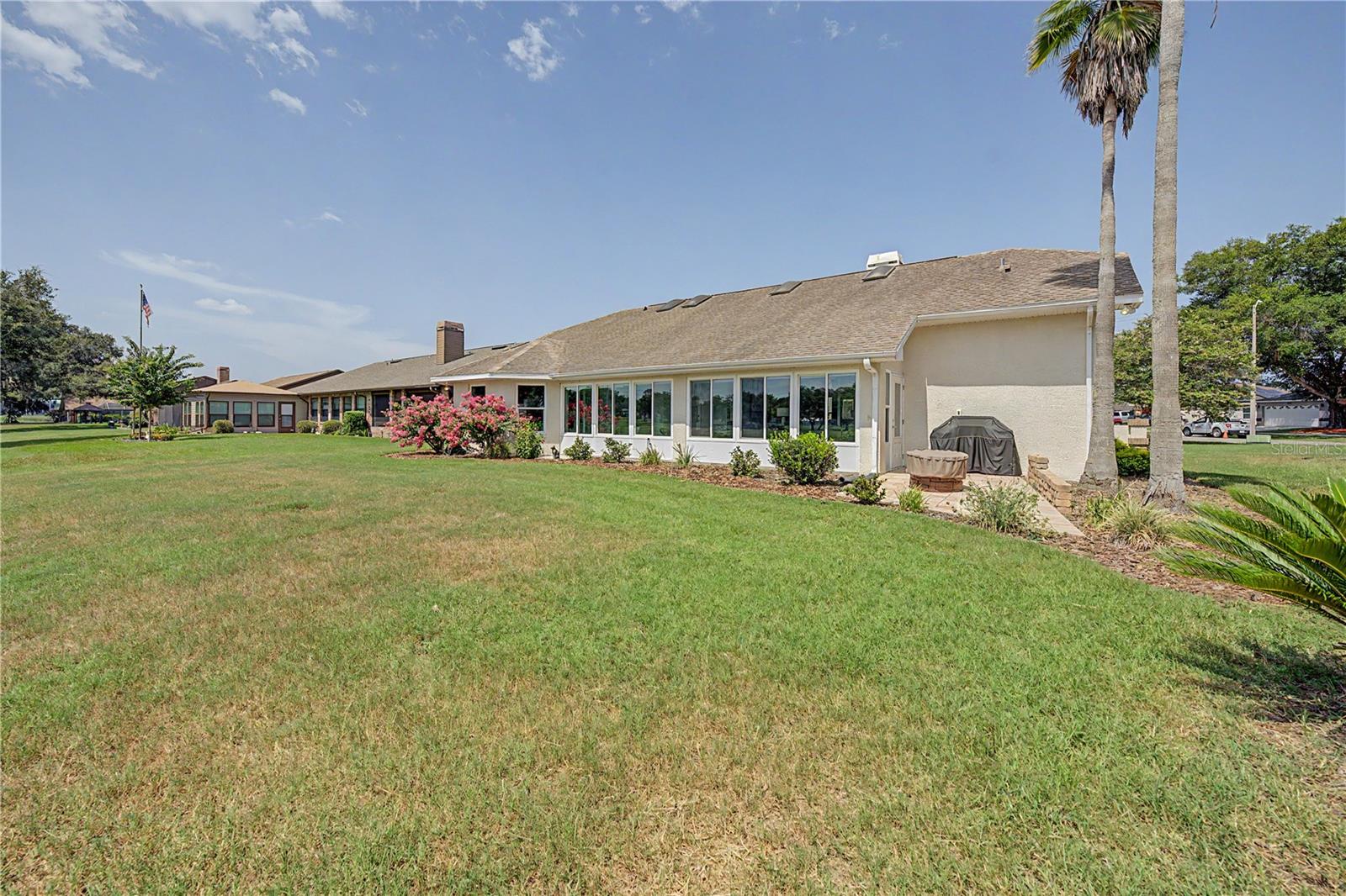 6207 HUNTINGTON DR — photo 35