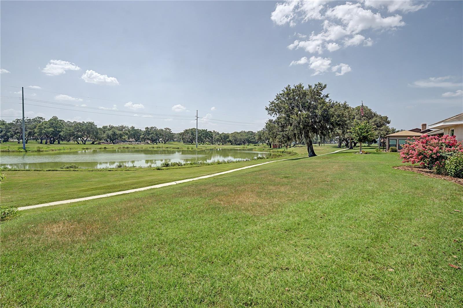 6207 HUNTINGTON DR — photo 44