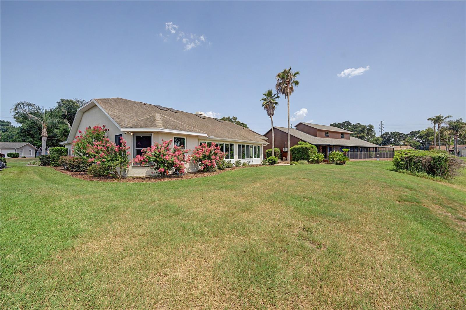 6207 HUNTINGTON DR — photo 45