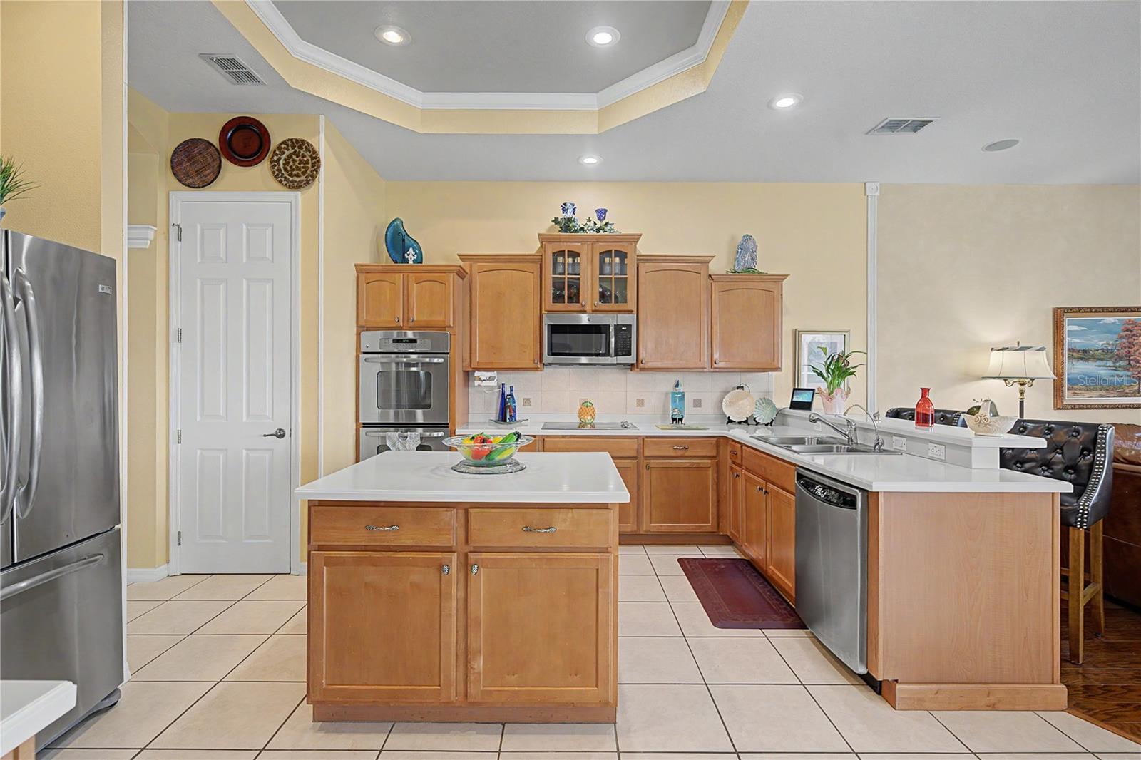 13301 THOROUGHBRED DR — photo 27