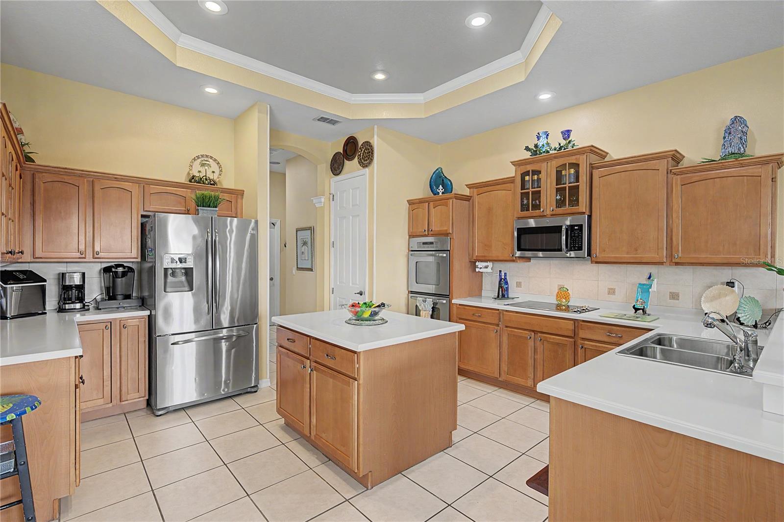13301 THOROUGHBRED DR — photo 23