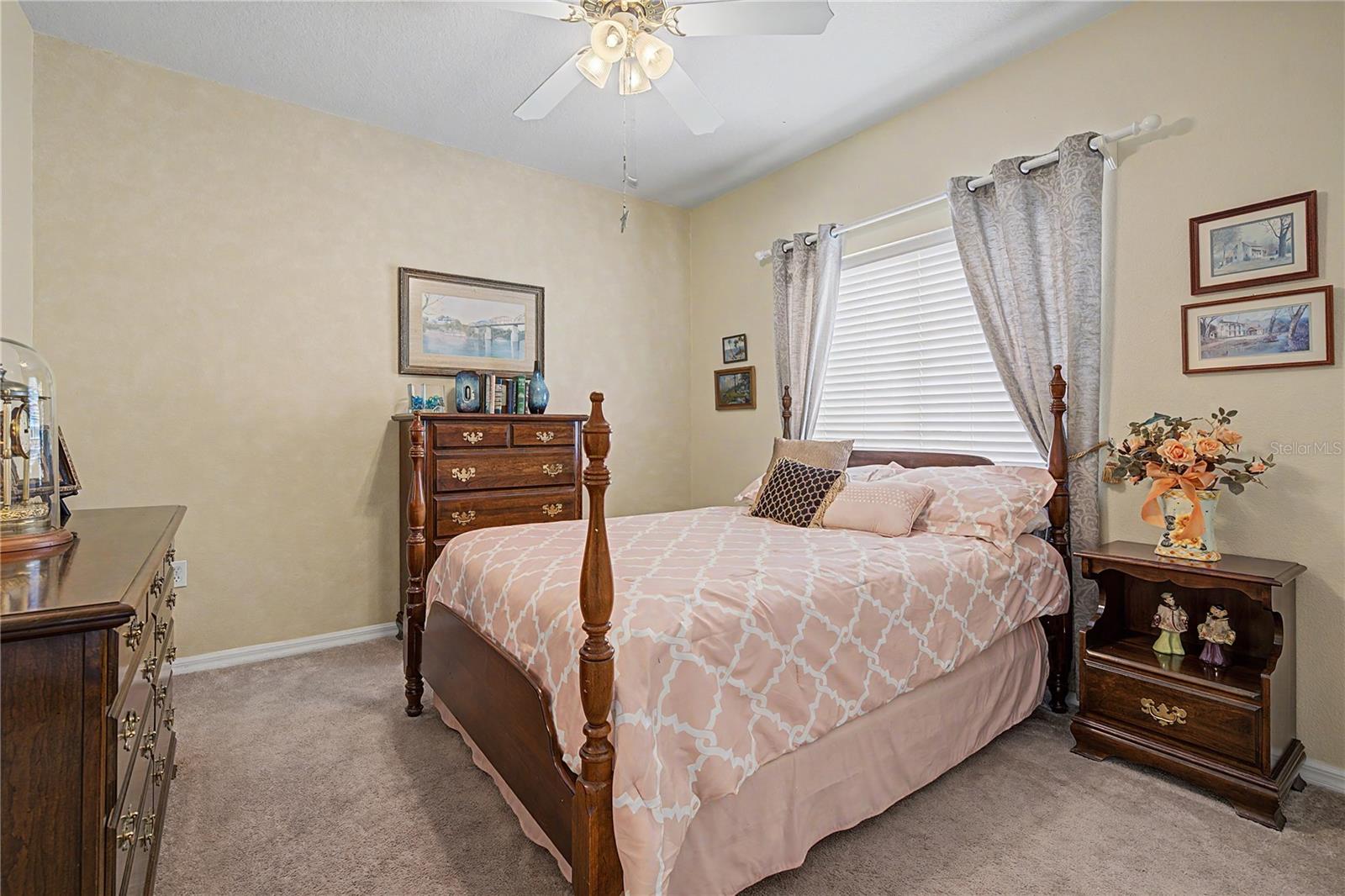 13301 THOROUGHBRED DR — photo 31