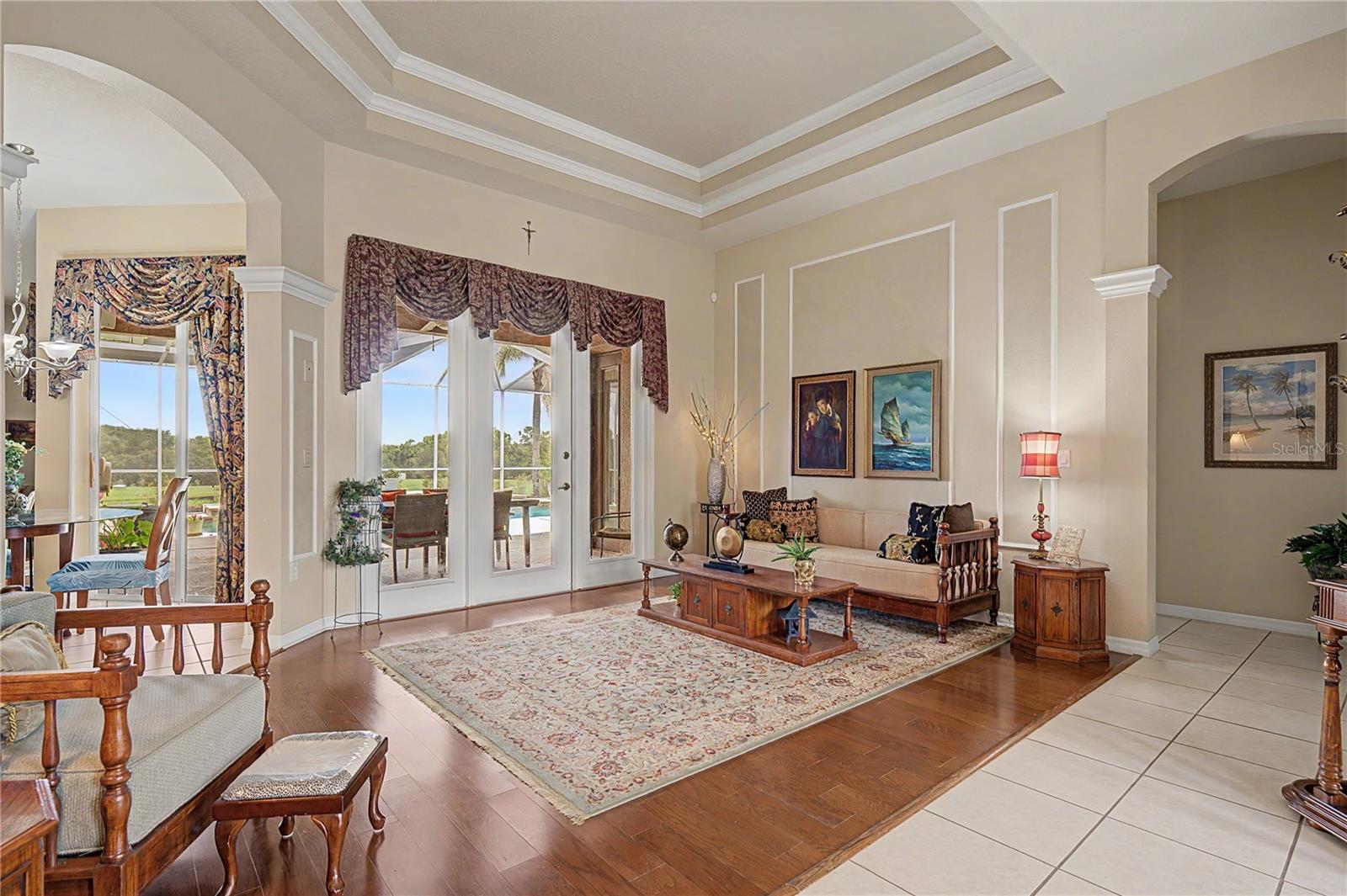 13301 THOROUGHBRED DR — photo 18