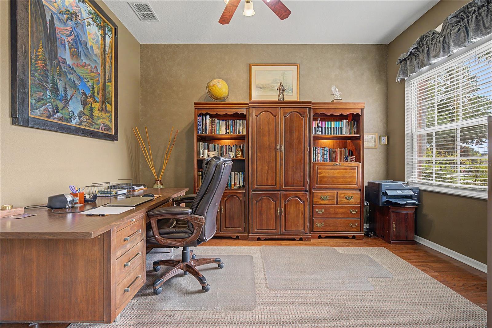 13301 THOROUGHBRED DR — photo 7