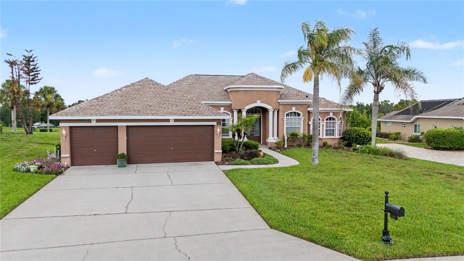 13301 THOROUGHBRED DR — photo 16
