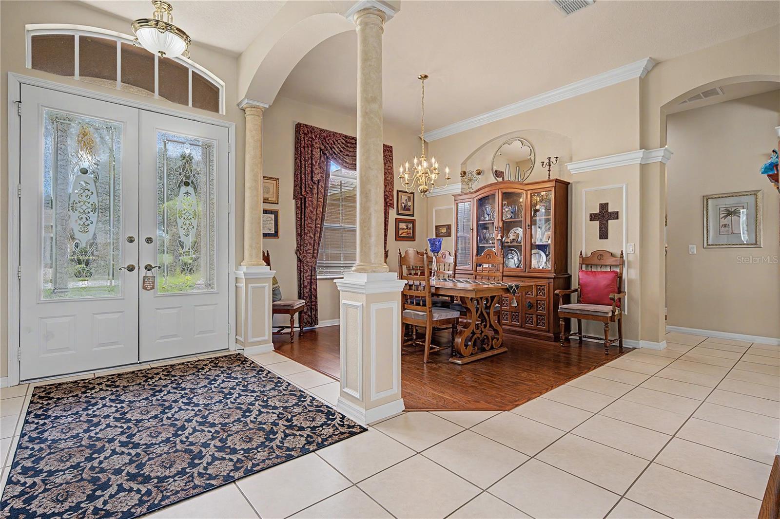 13301 THOROUGHBRED DR — photo 17