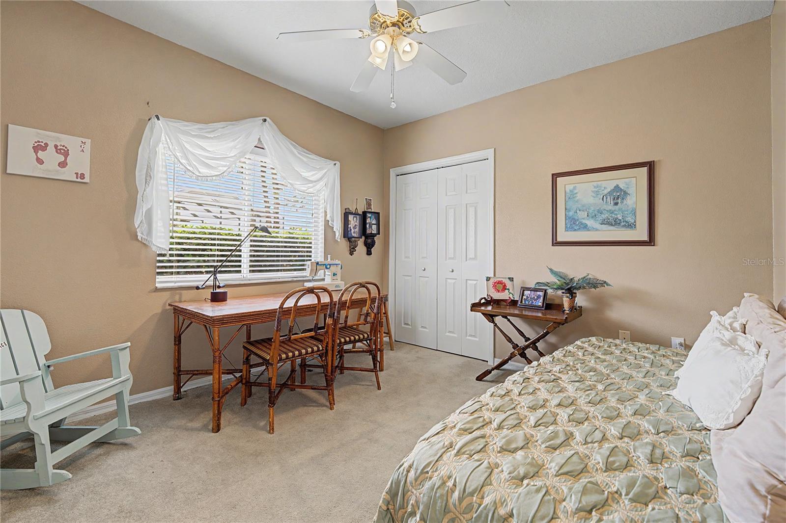 13301 THOROUGHBRED DR — photo 33