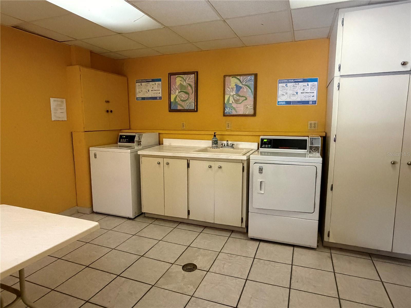 615 S PALM AVE #10 — photo 23