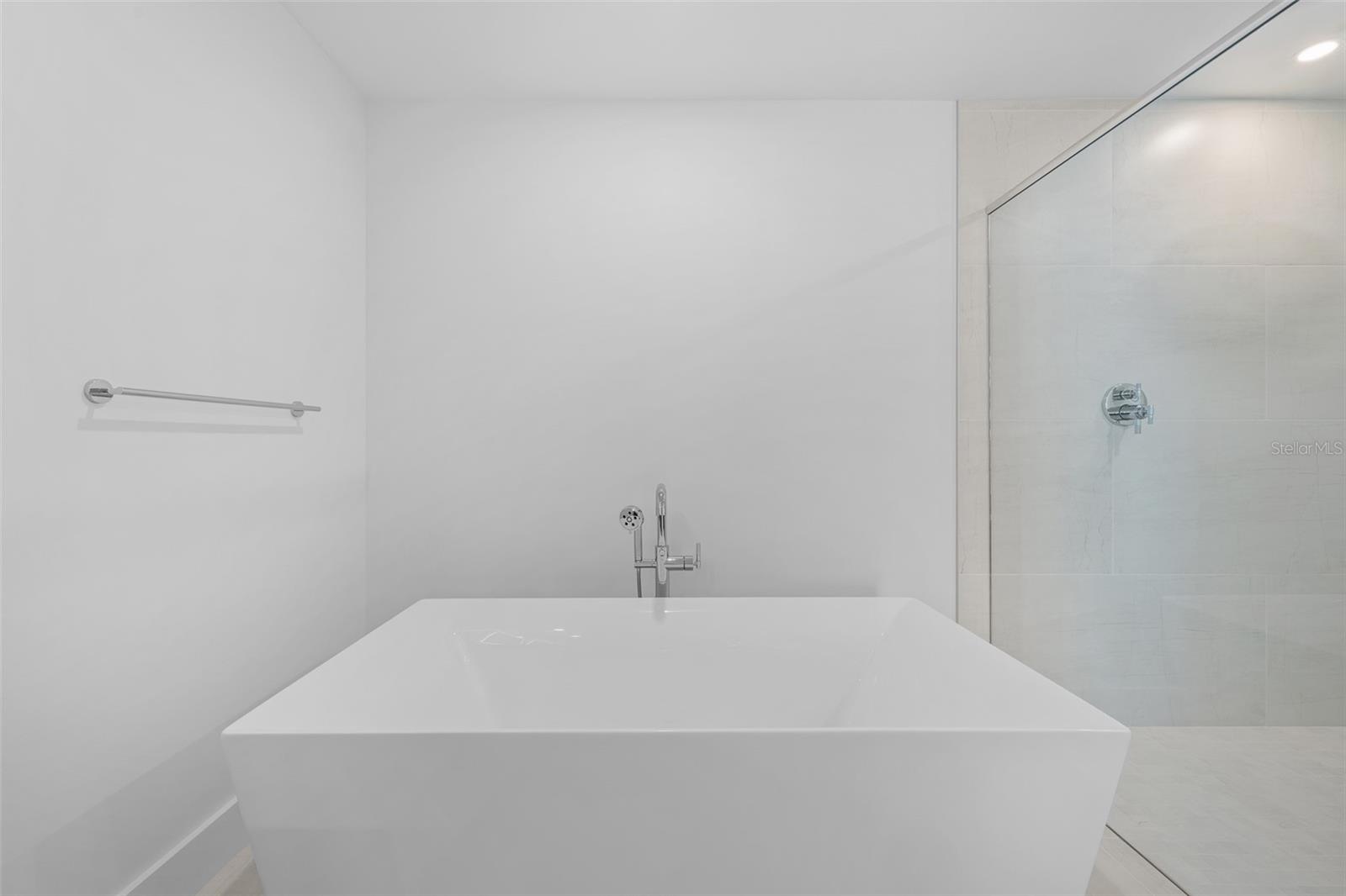 5713 BOWEN DANIEL DR. #1506 — photo 31