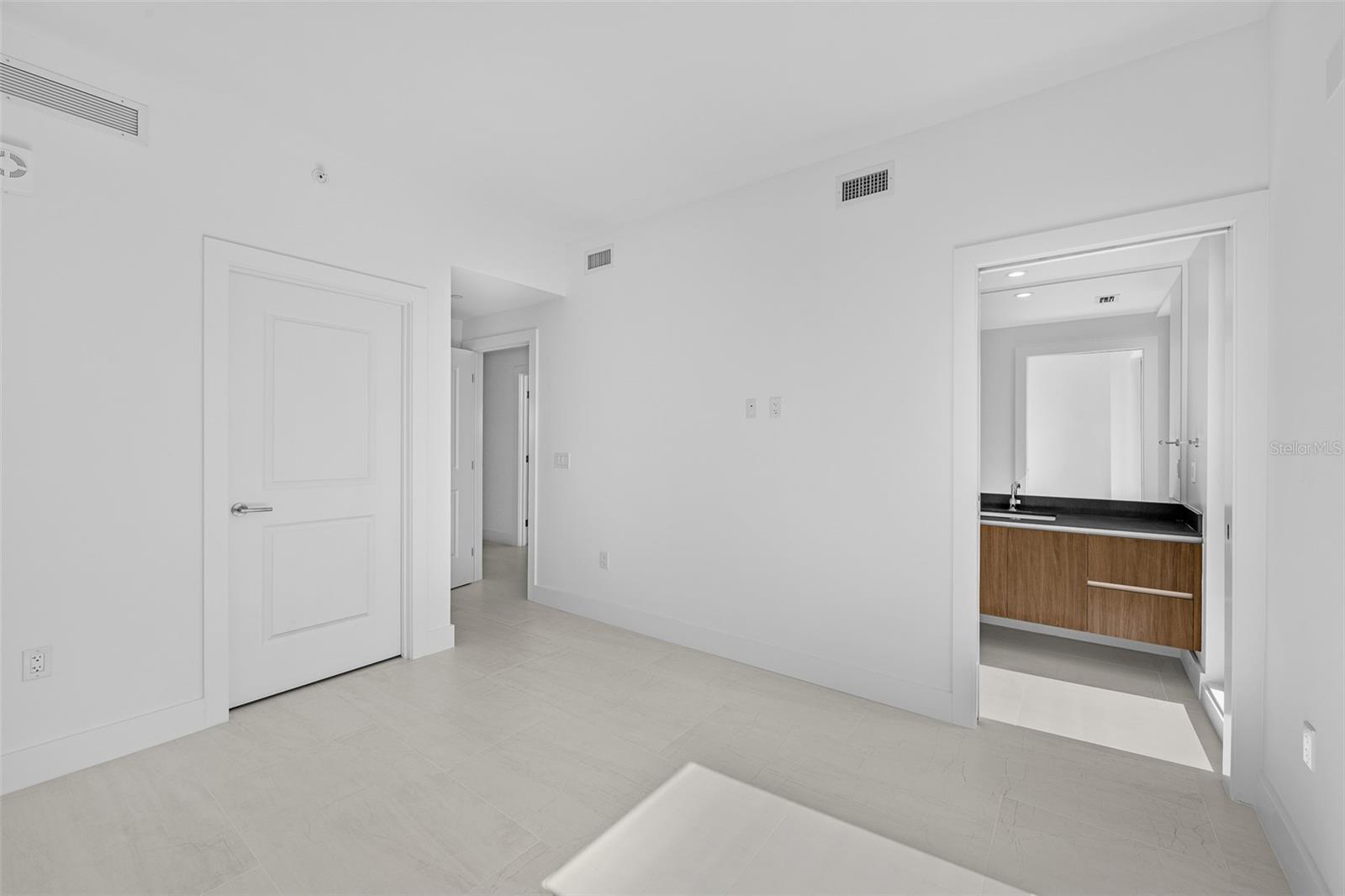5713 BOWEN DANIEL DR. #1506 — photo 44
