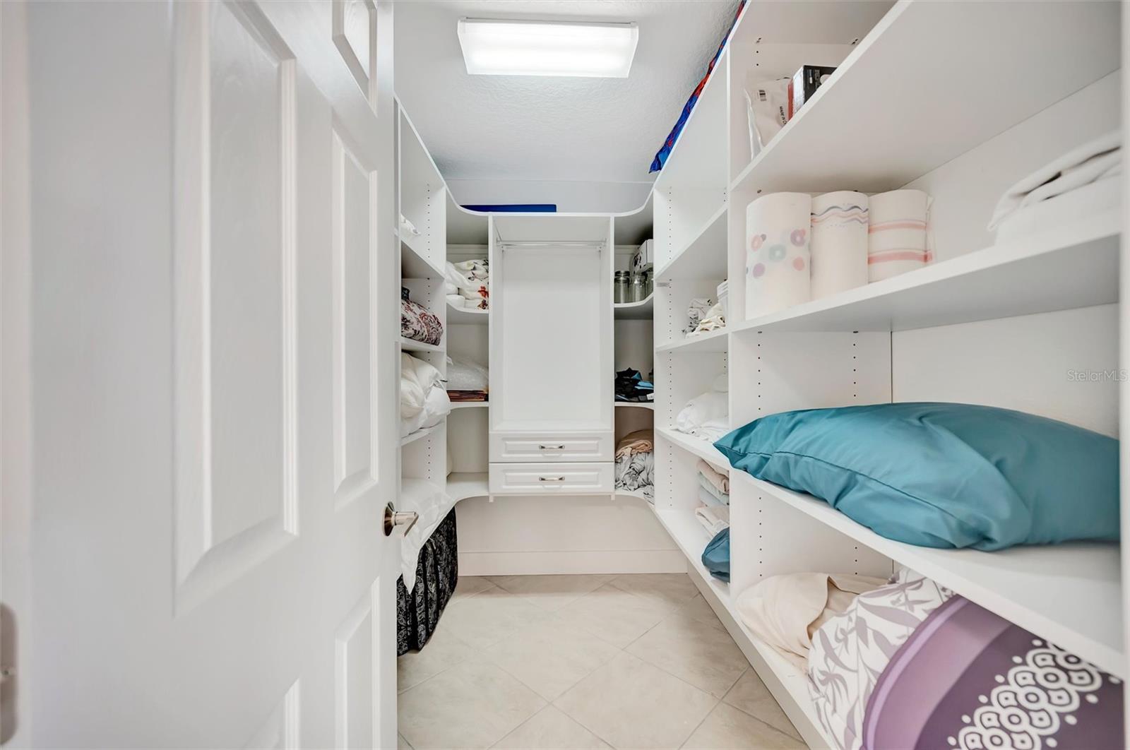 514 KEY ROYALE DR — photo 29