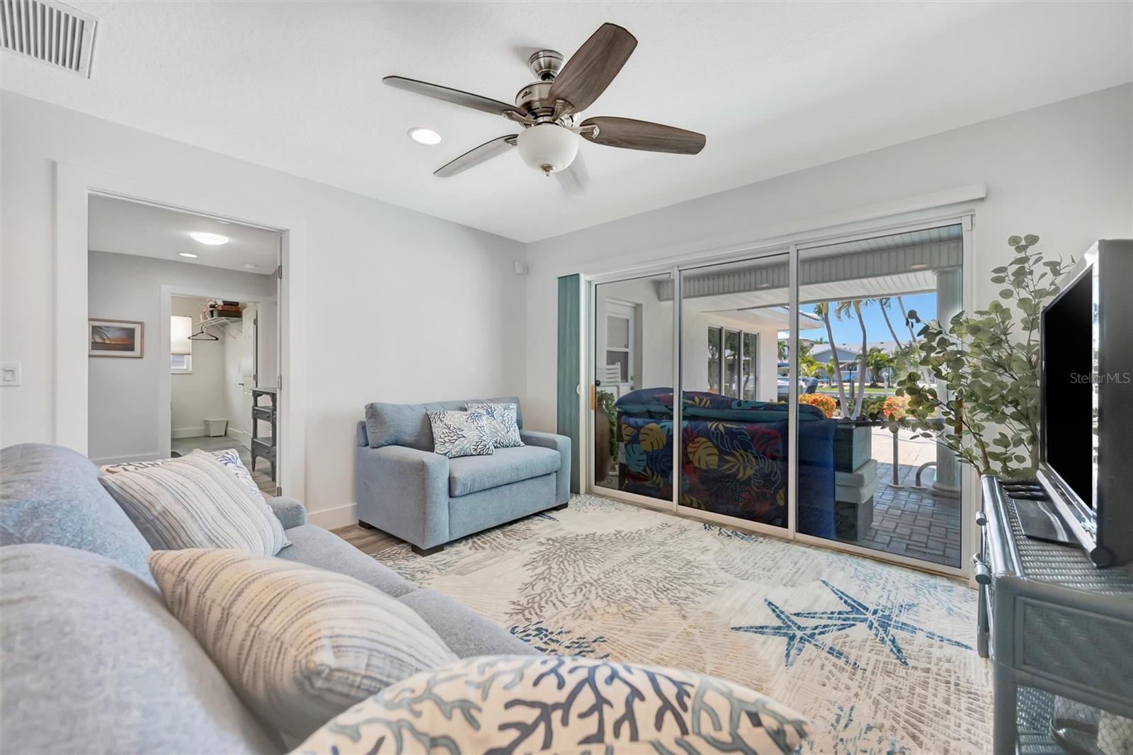 514 KEY ROYALE DR — photo 22