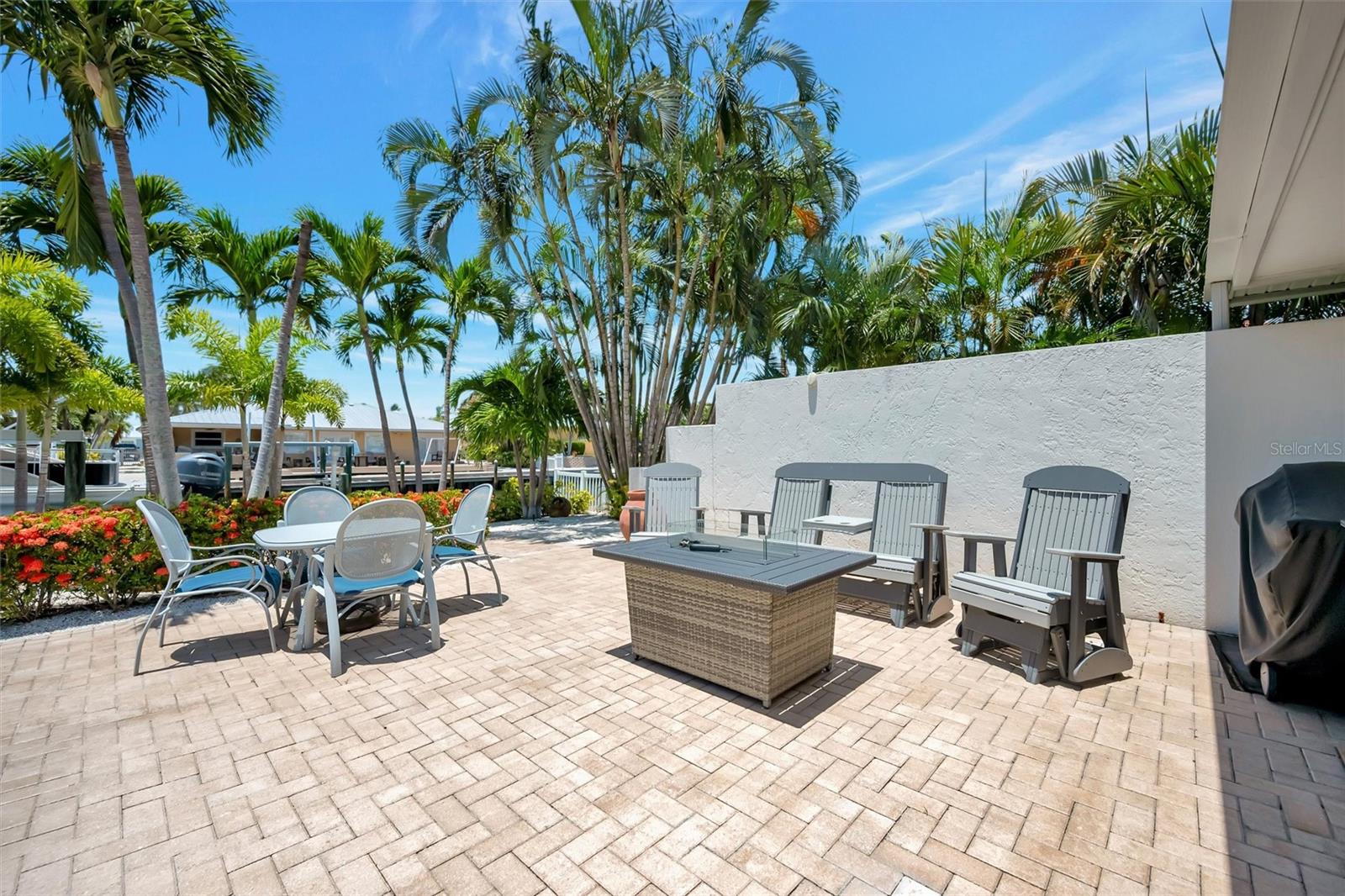 514 KEY ROYALE DR — photo 47