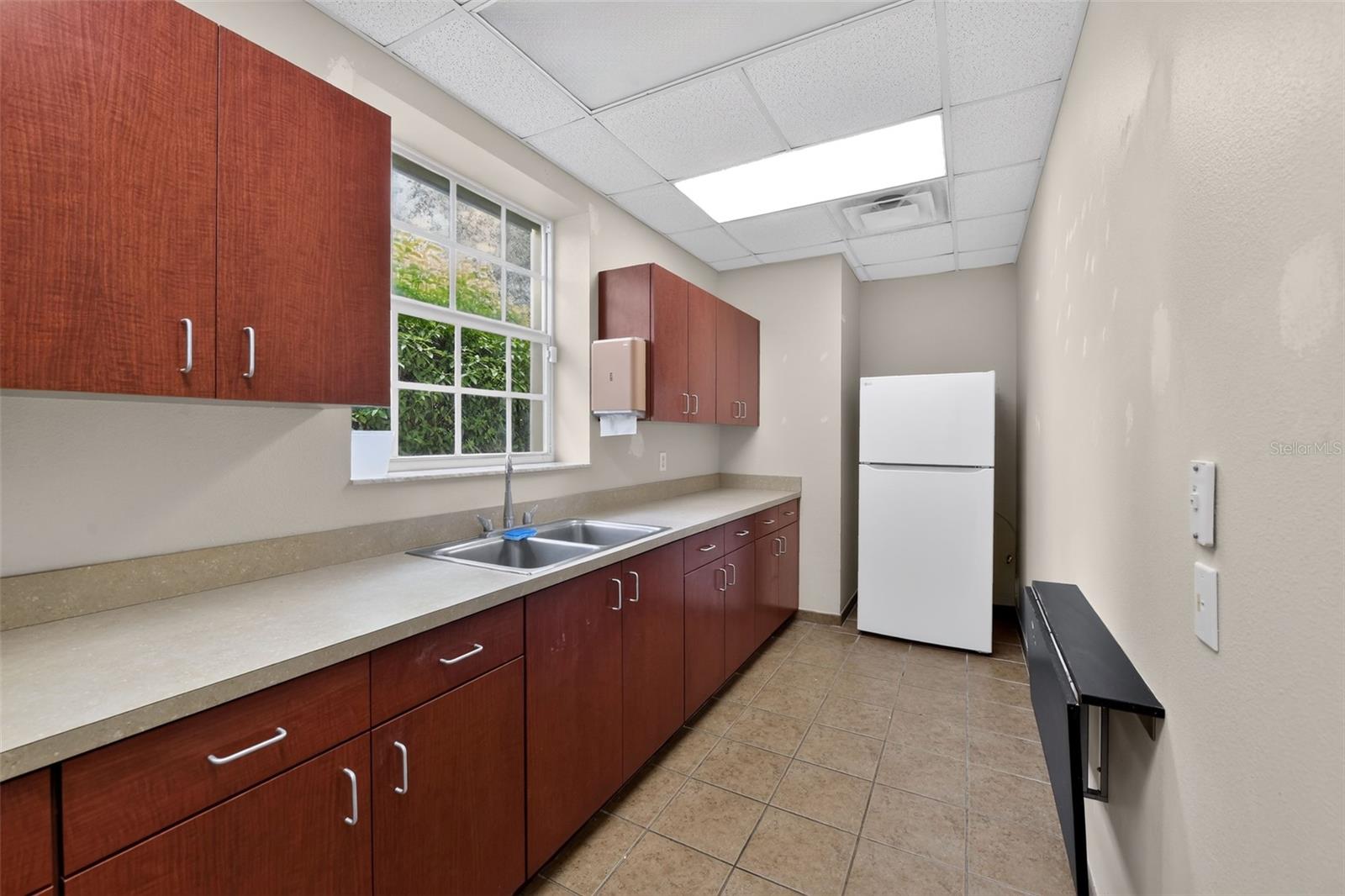 2555 PINELLAS POINT DR S — photo 13