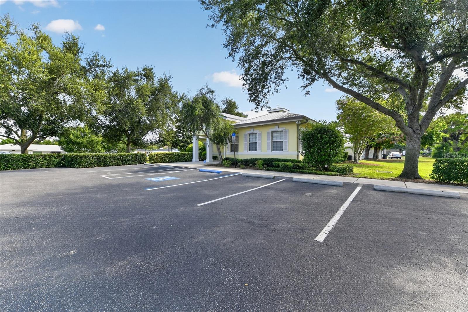 2555 PINELLAS POINT DR S — photo 36
