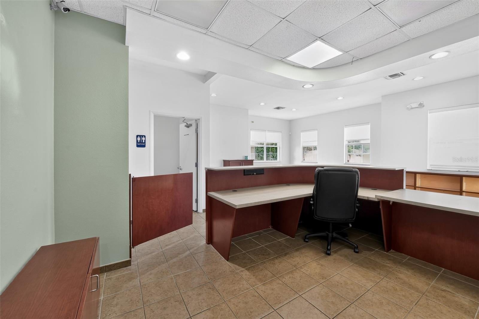 2555 PINELLAS POINT DR S — photo 33