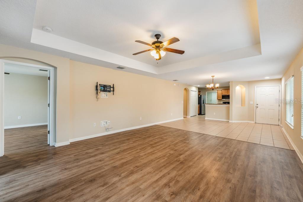 7013 FOREST MERE DR — photo 7