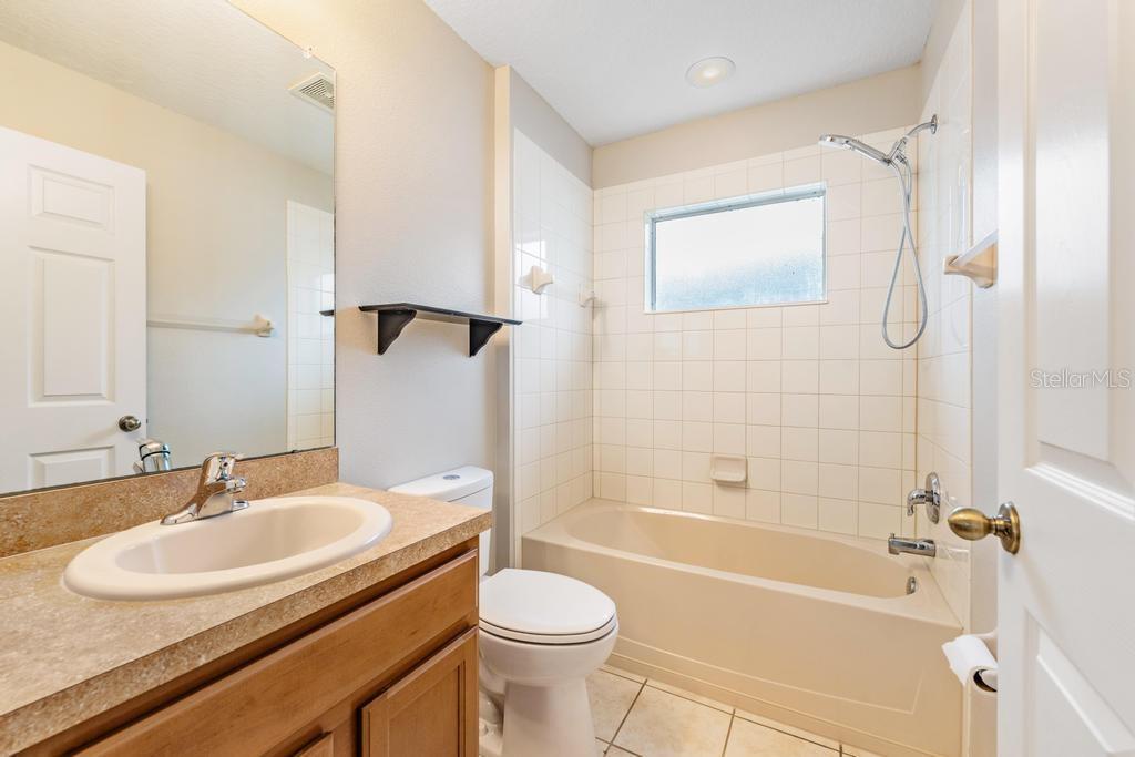 7013 FOREST MERE DR — photo 20