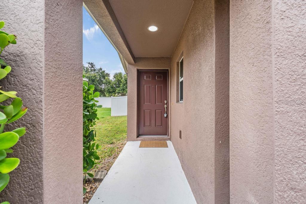 7013 FOREST MERE DR — photo 3