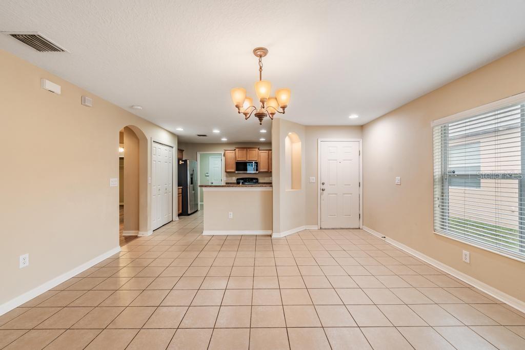 7013 FOREST MERE DR — photo 5