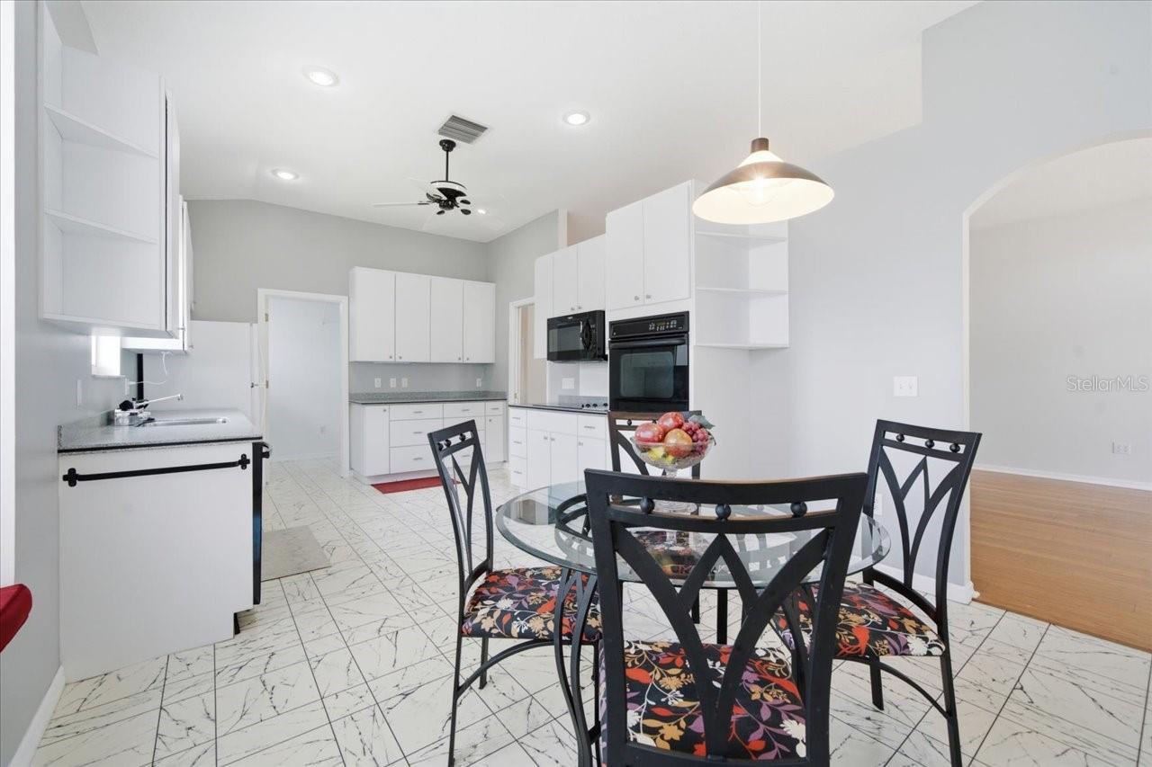 4628 CORSAGE DR — photo 11