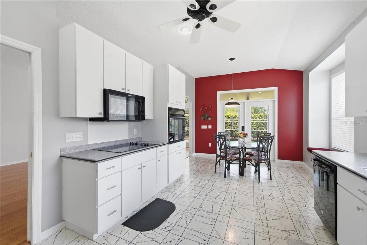 4628 CORSAGE DR — photo 10