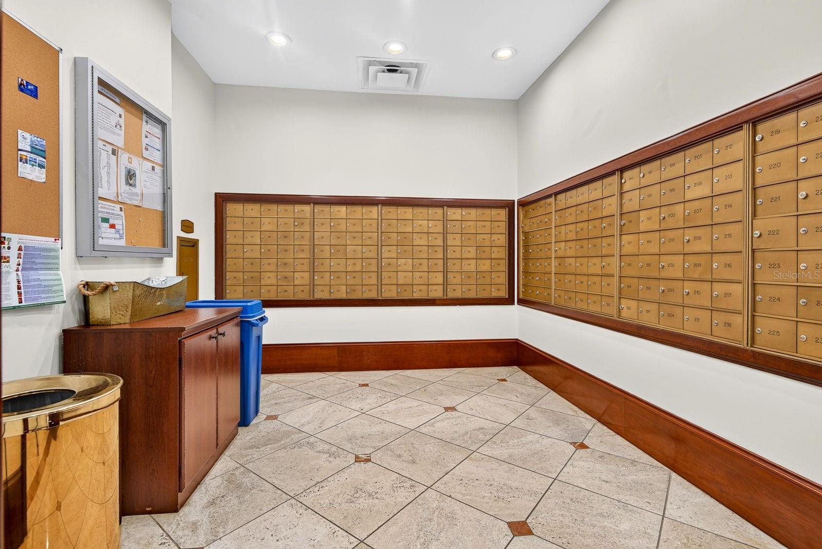 345 BAYSHORE BLVD #403 — photo 38