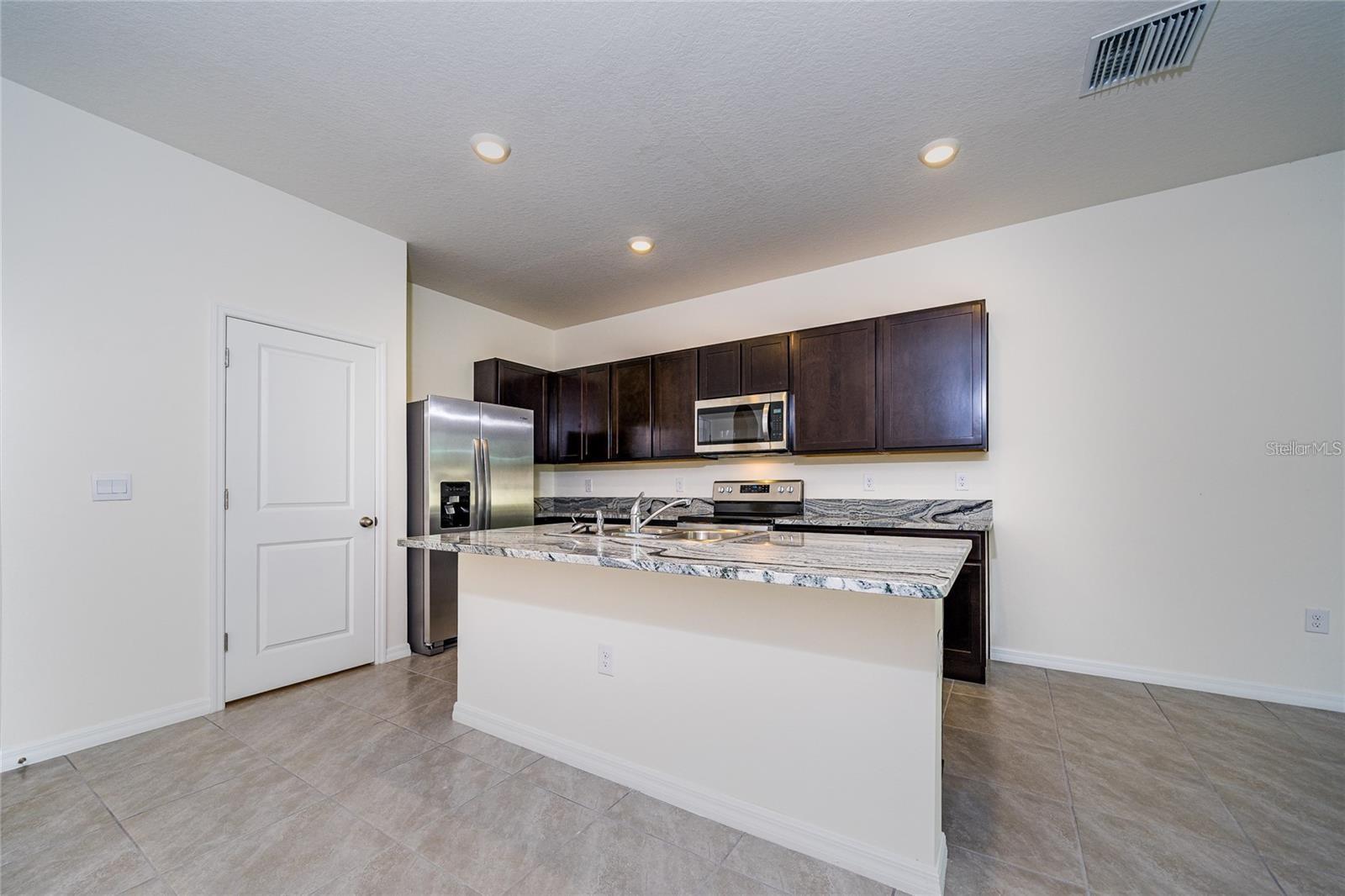 34293 SORREL MINT DR — photo 5