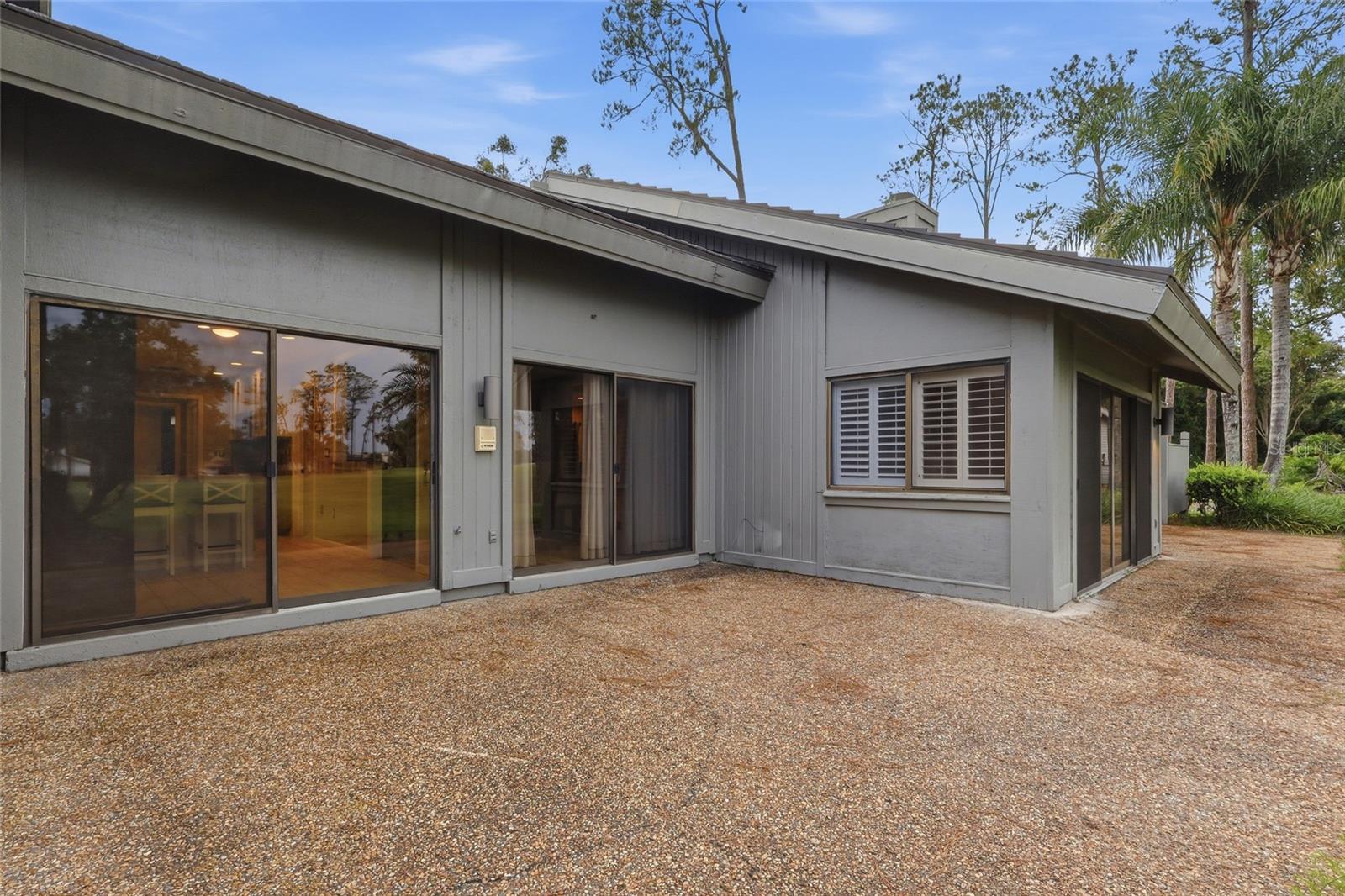 5434 KEMKERRY RD — photo 6