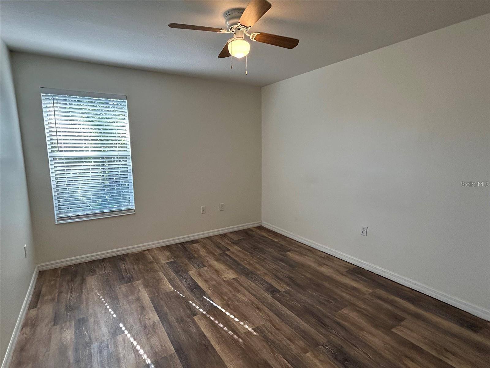 2802 BIRCHCREEK DR — photo 19