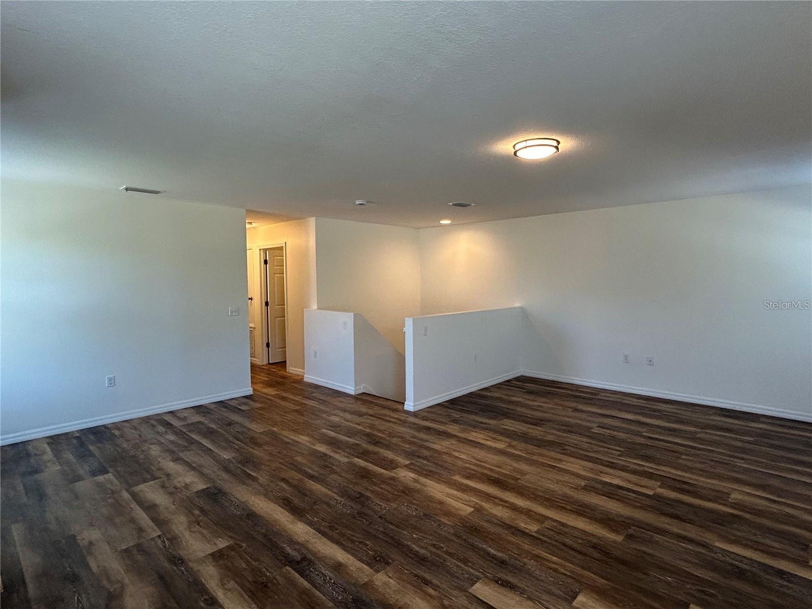 2802 BIRCHCREEK DR — photo 15