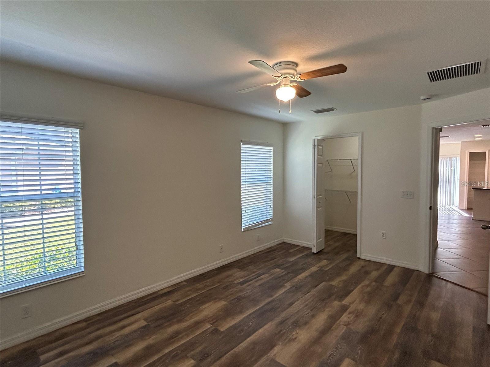 2802 BIRCHCREEK DR — photo 11