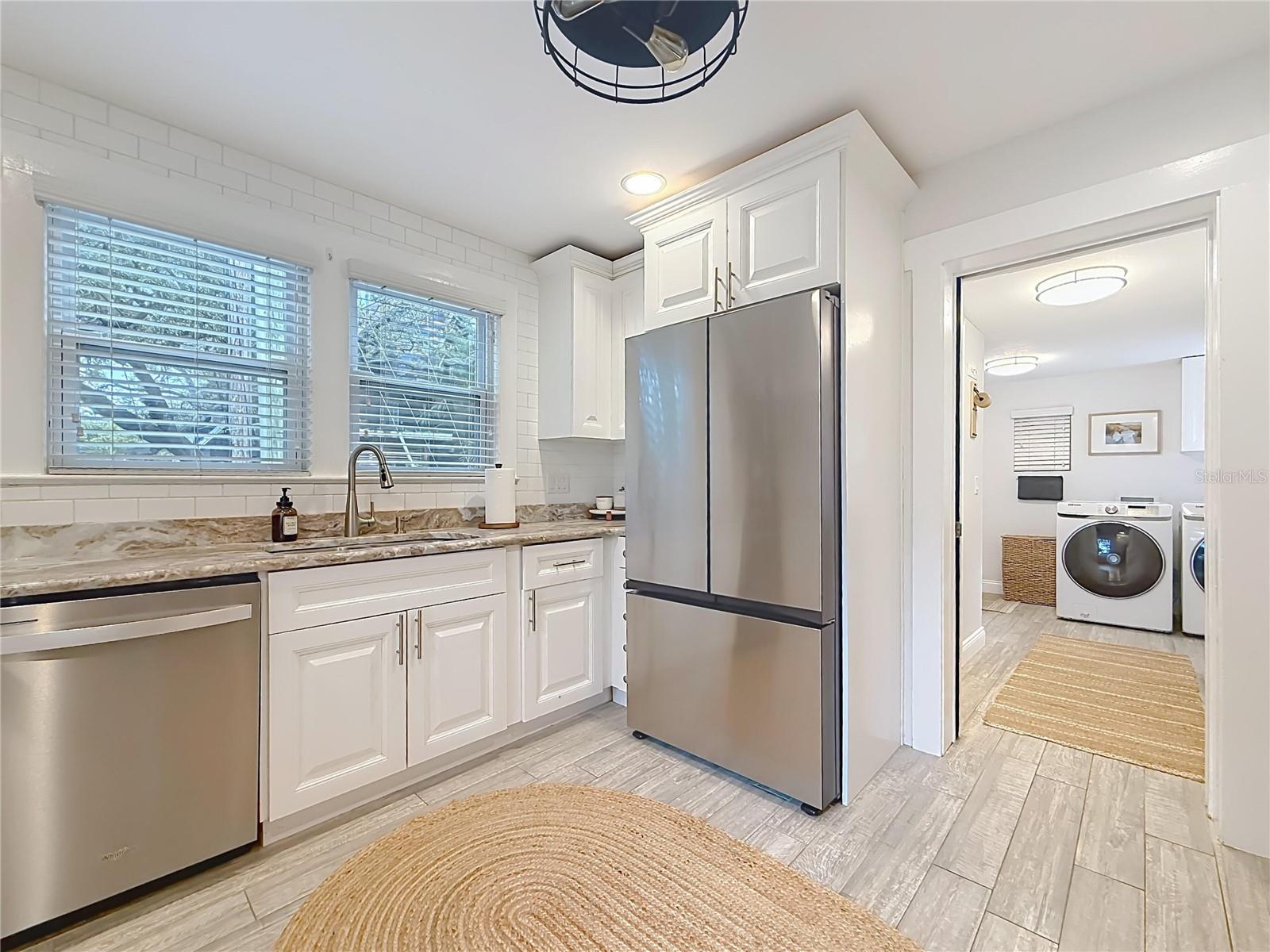675 S VINCENT ST — photo 12